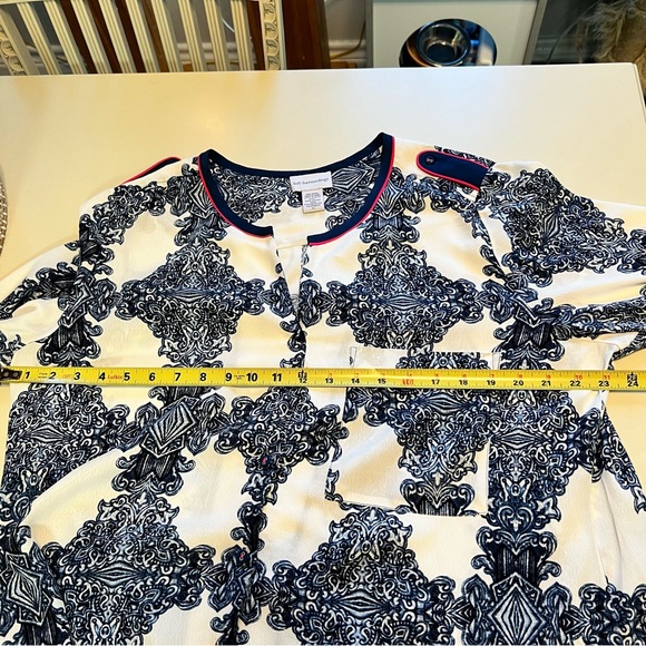 SOFT SURROUNDINGS viscose tunic. Convertible sleeves. Like new condition. - Picture 11 of 13